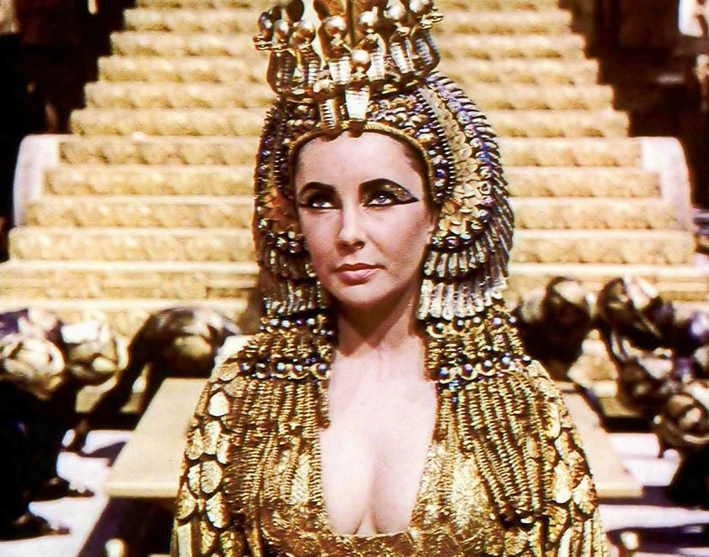 Elizabeth Taylor - Cleopatra