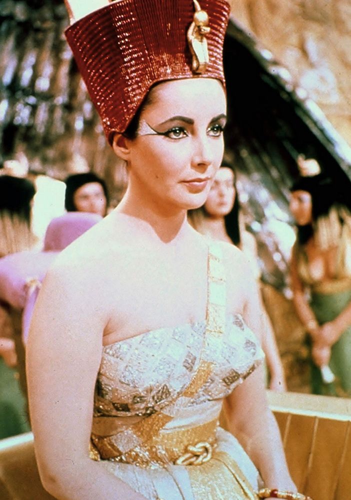 Elizabeth Taylor - Cleopatra