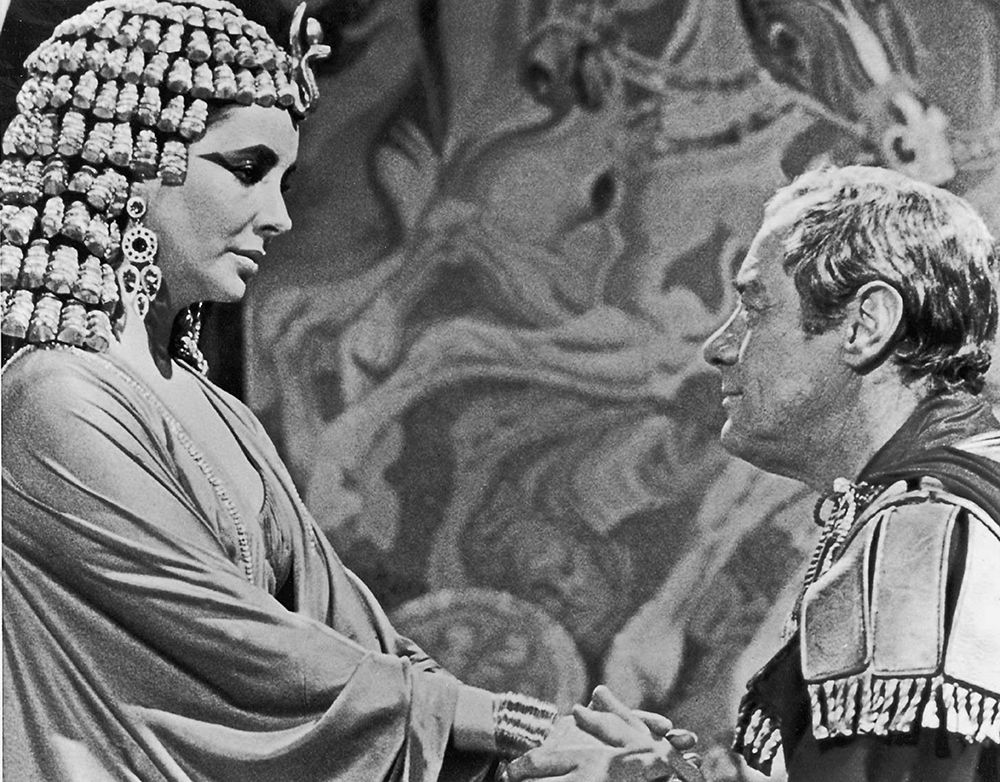 Elizabeth Taylor - Cleopatra