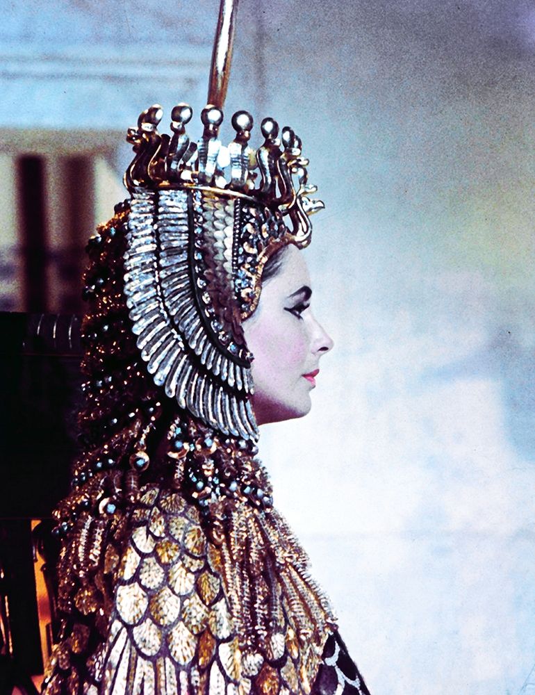 Elizabeth Taylor - Cleopatra