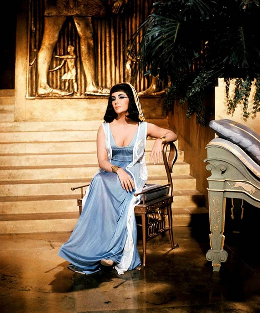 Elizabeth Taylor - Cleopatra