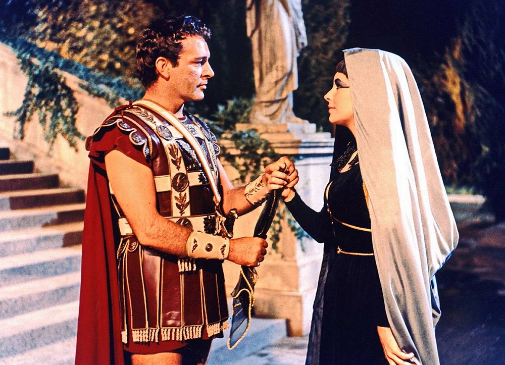 Elizabeth Taylor - Cleopatra