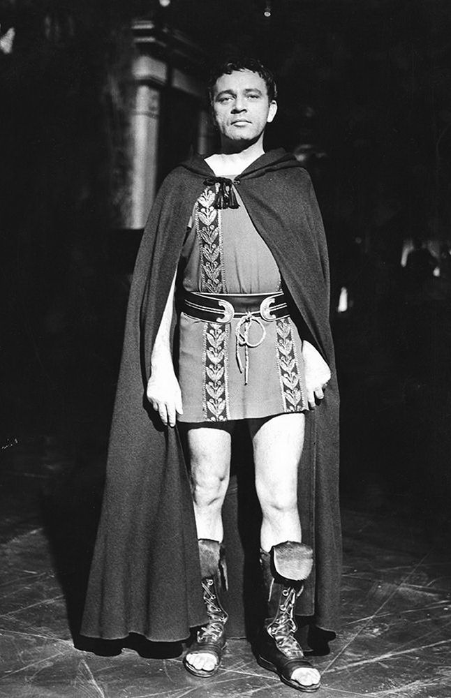 Wardrobe Test - Cleopatra - Richard Burton