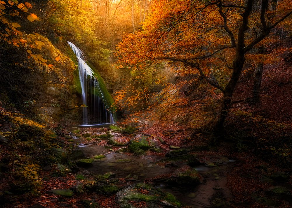 Djur-Djur Waterfall