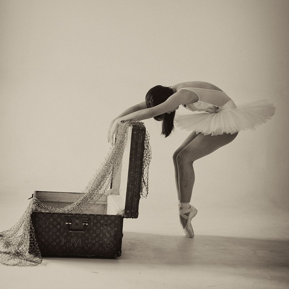 Dancer a Box-4