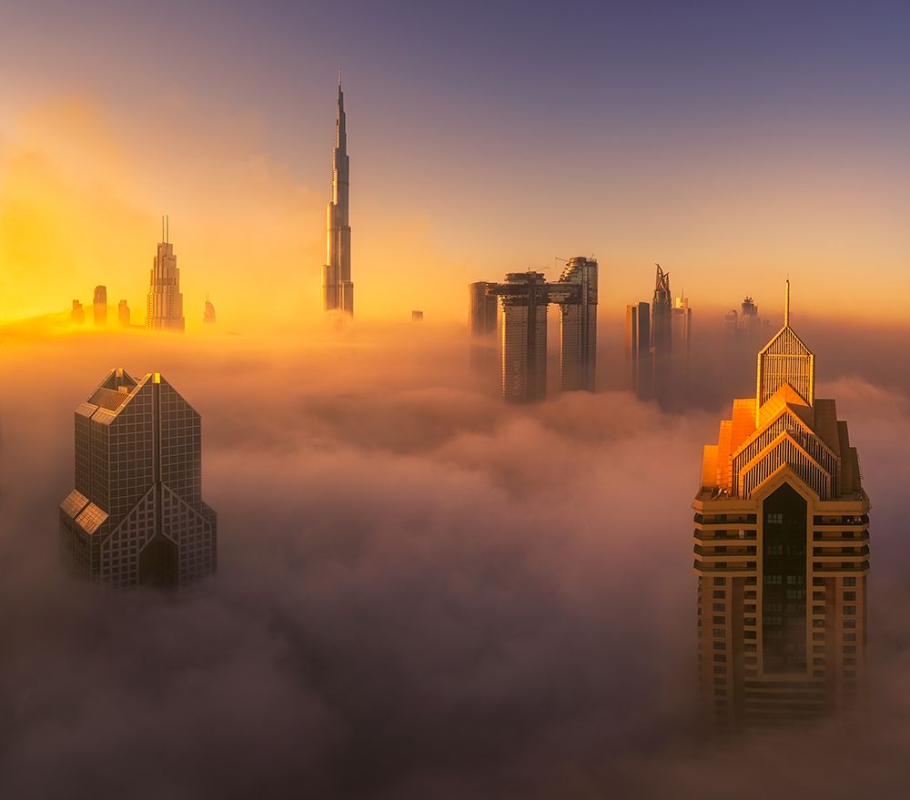 Dubai Foggy Sunrise In The City A738873