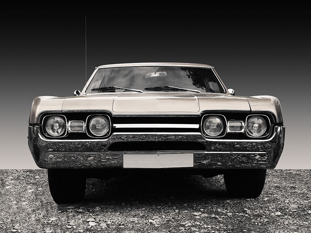 Us Classic Car 1967 Cutlass Supreme Sports Coupe