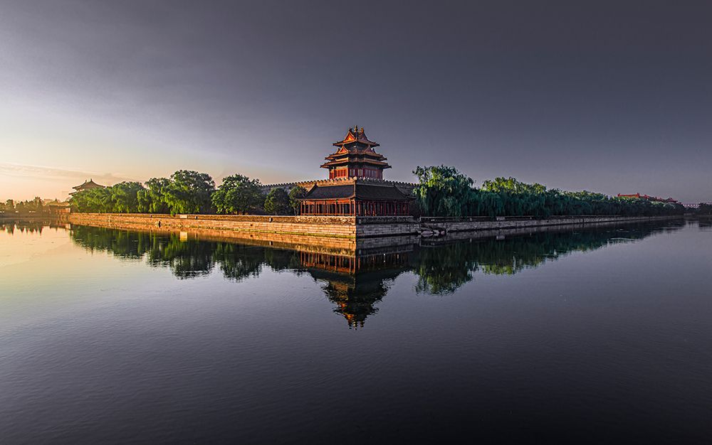 Moring Light on Forbidden City