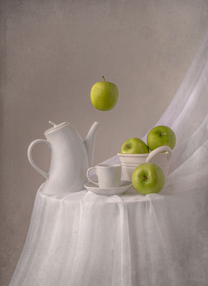 Magic Apples