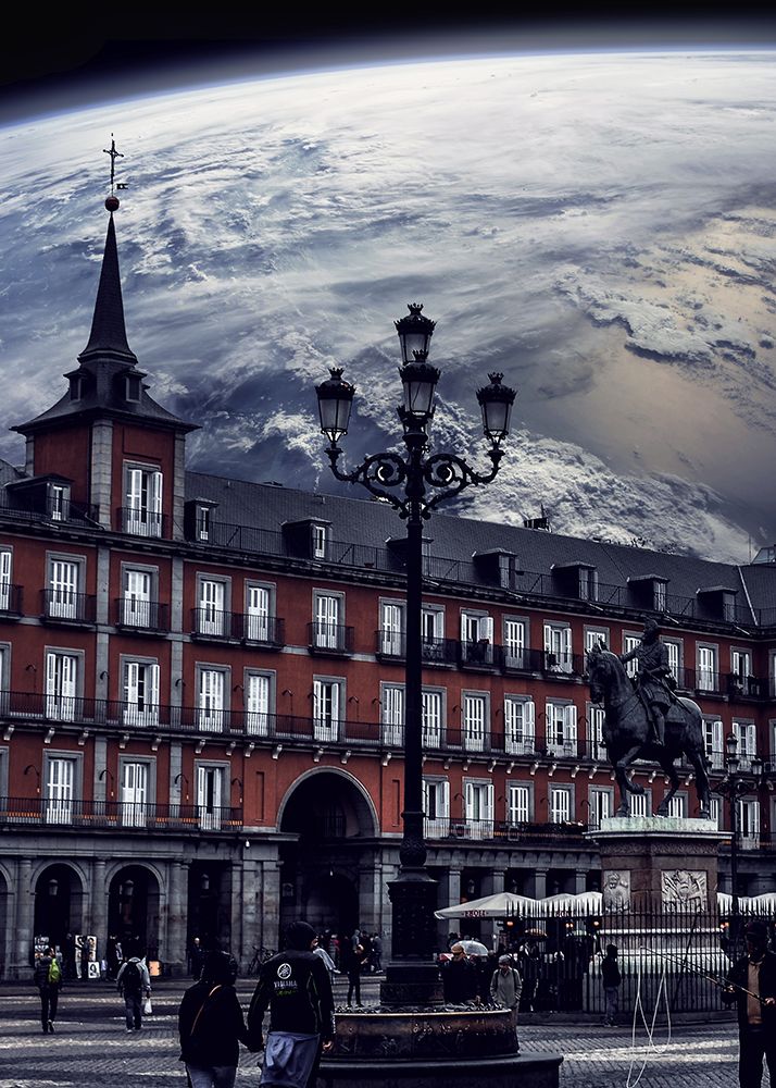 Plaza Mayor Madrid Space