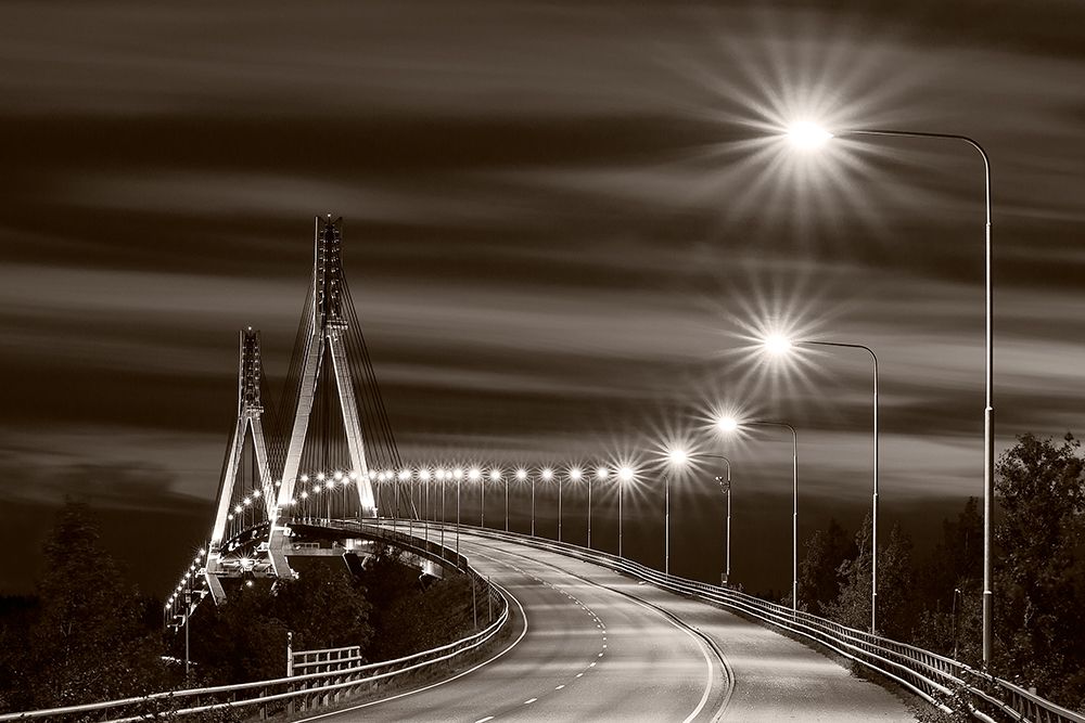 Tinted bridge
