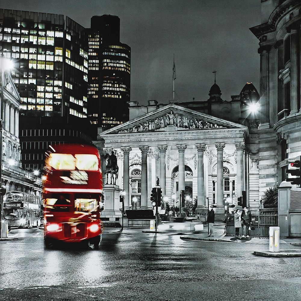 Grayscale Pantheon with red bus