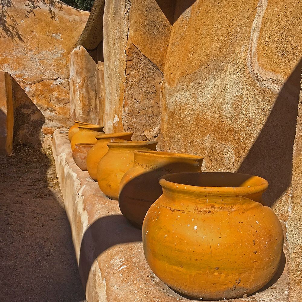 Mission Tumacacori: Pots