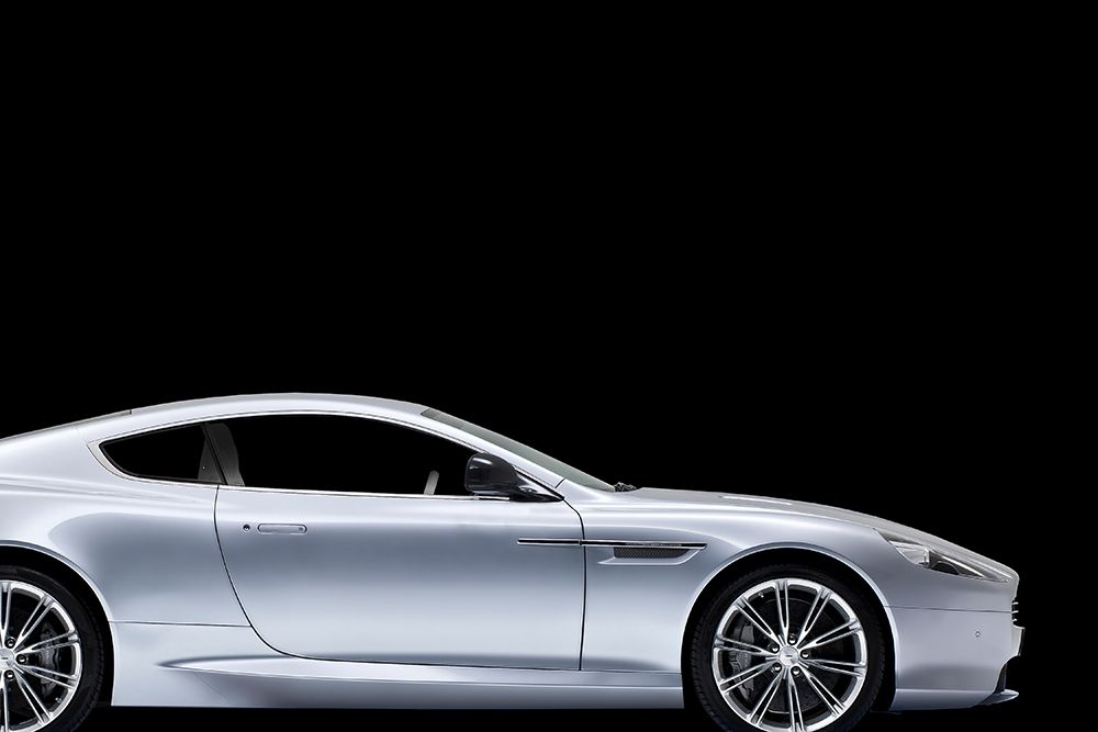 Aston-Martin DB9