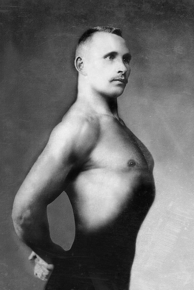 Right Profile of Bodybuilder from the Waist Up