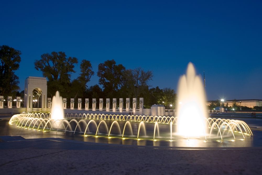 World War II Memorial Nigh), Washington, D.C.
