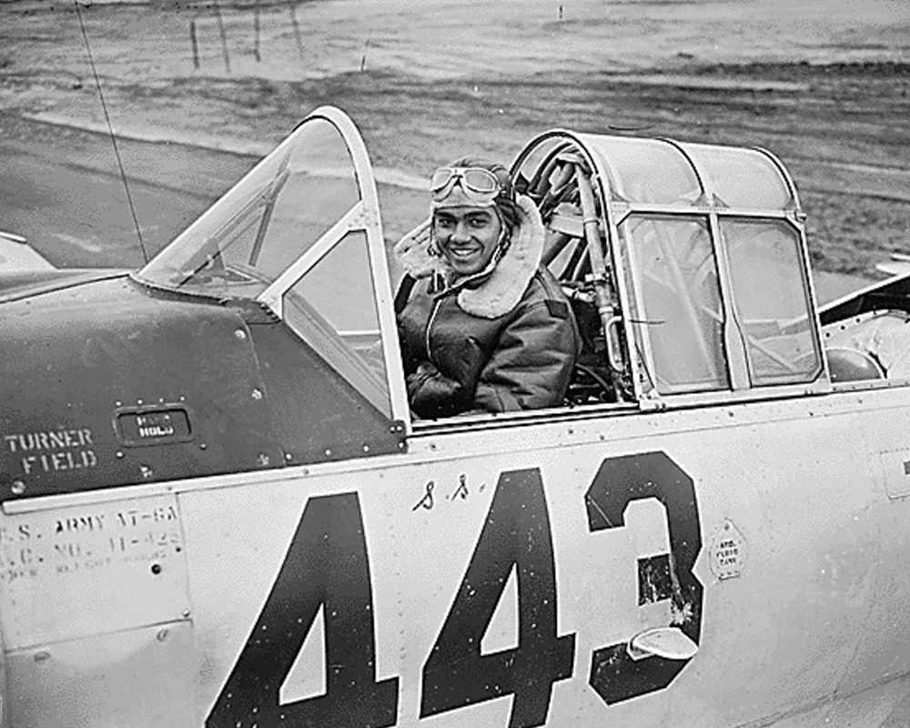 WWII 1st Lt. Lee Rayford 99th Fighter Squadron