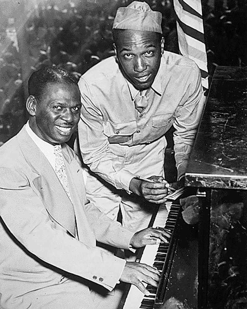 WWII Earl Father Hines-a great swing musician