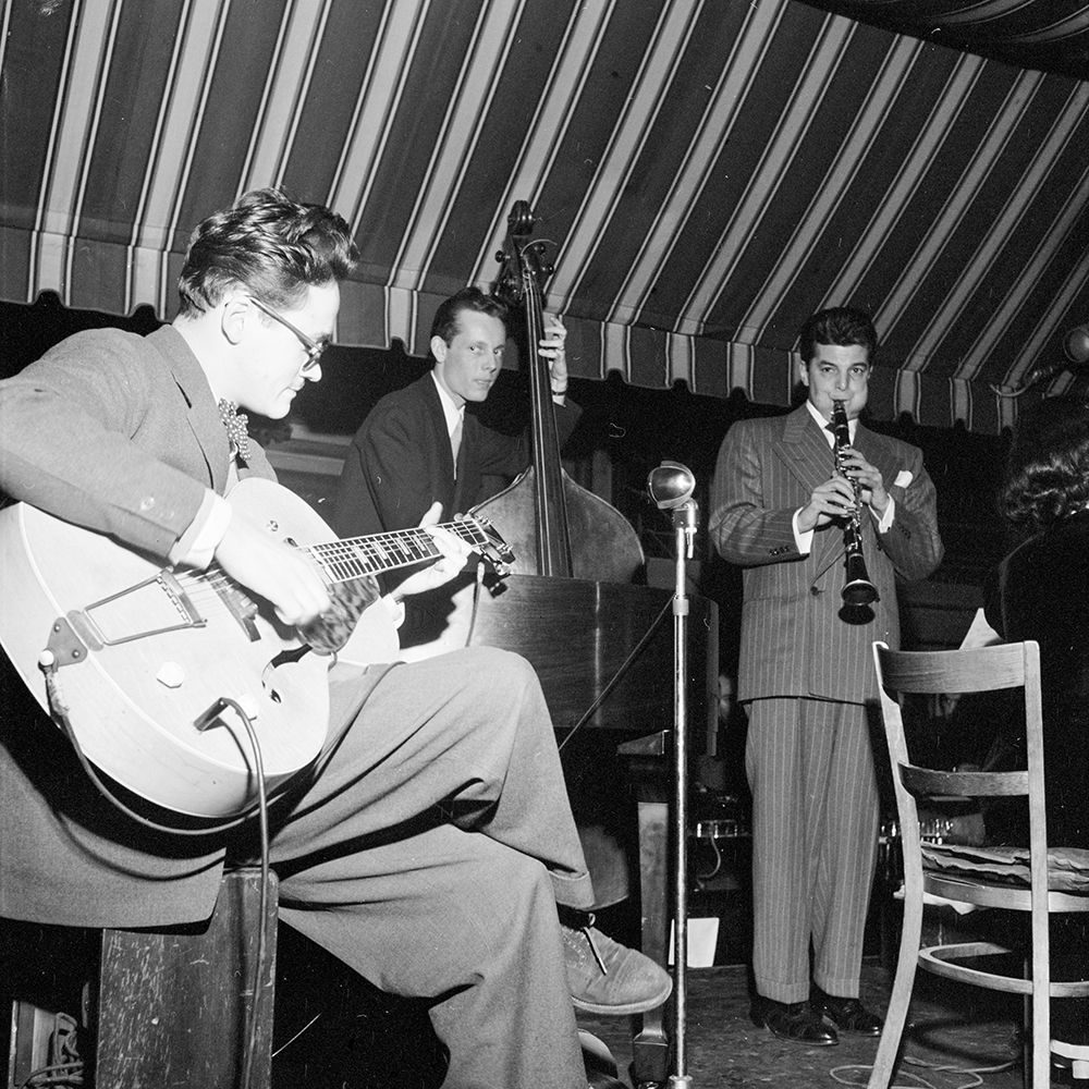 Toots Thielemans and Joe Marsala-Hickory House-New York 1947