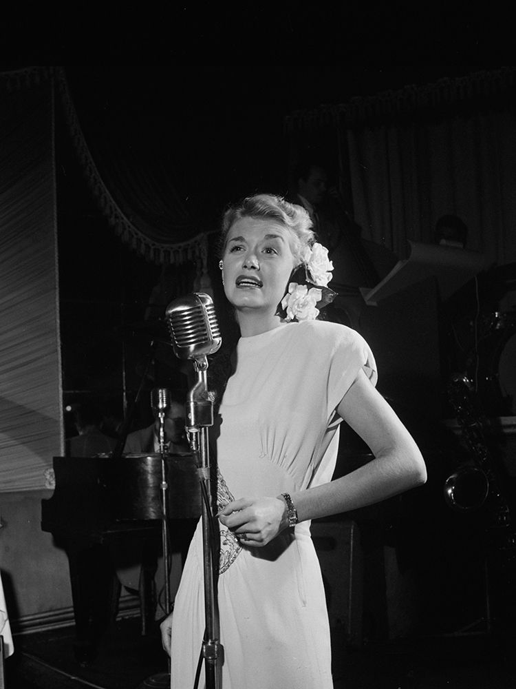 June Christy-Club Troubadour-New York 1947