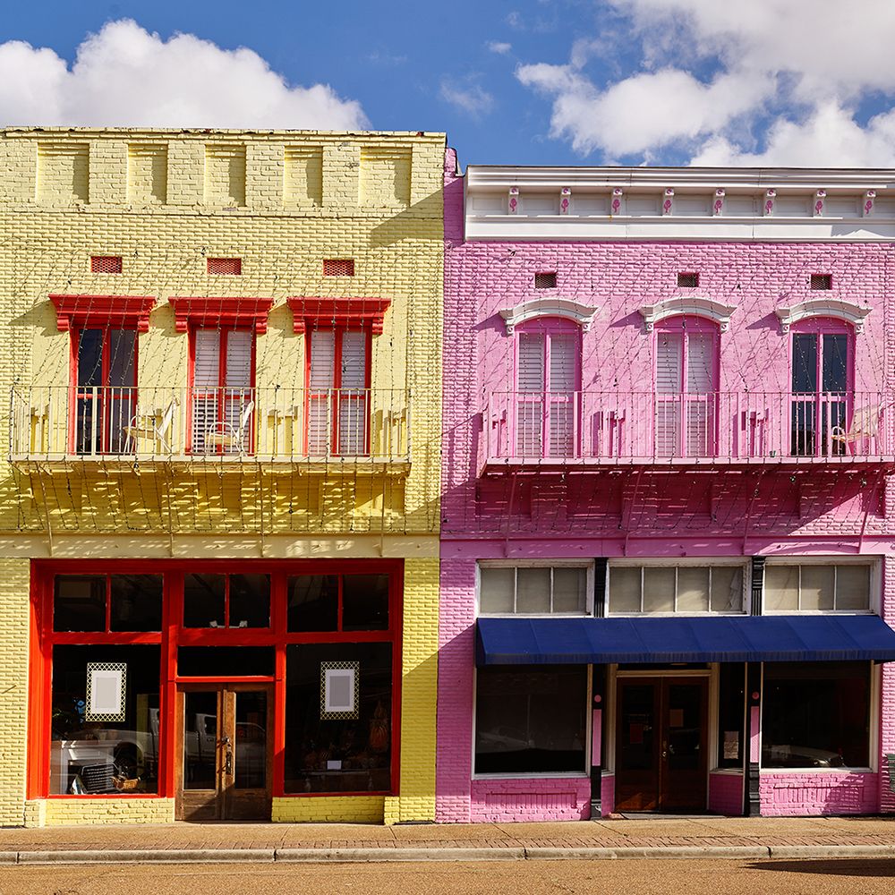 Yazoo City-Mississippi in bold-Carribeanesque colors