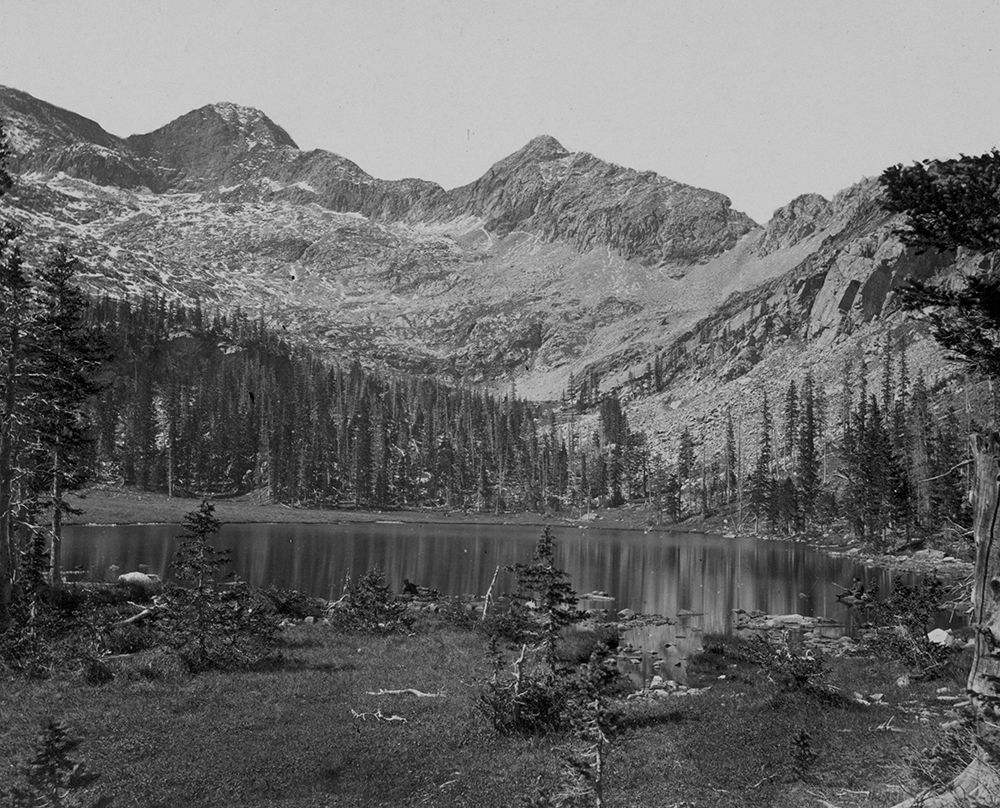 Alpine Lake-Cerro Blanco Mountains-Colorado