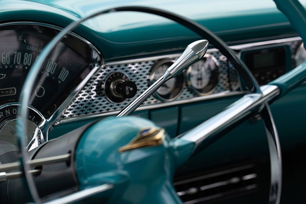 Classic Car Dashboard in Turquoise