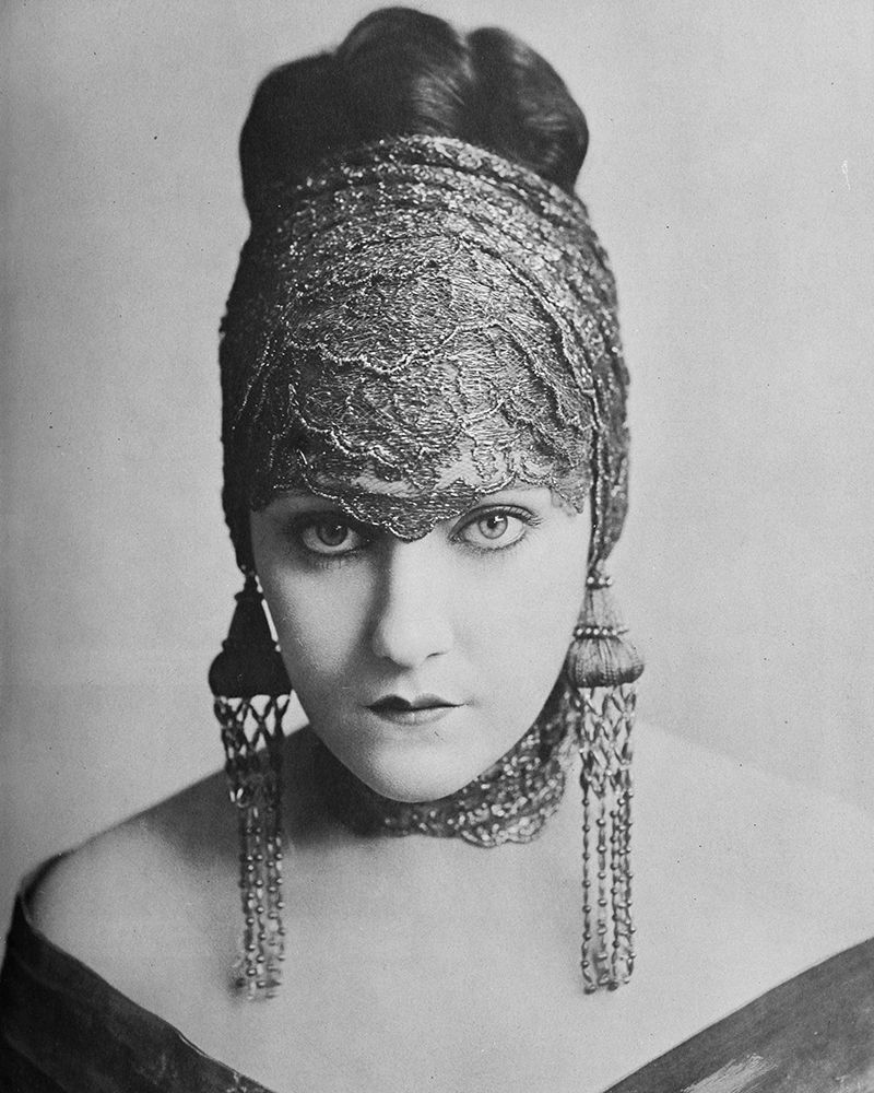 Gloria Swanson, 1919