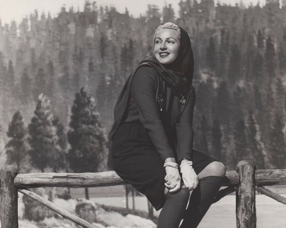 Lana Turner, Weekend at the Wadorf, 1945