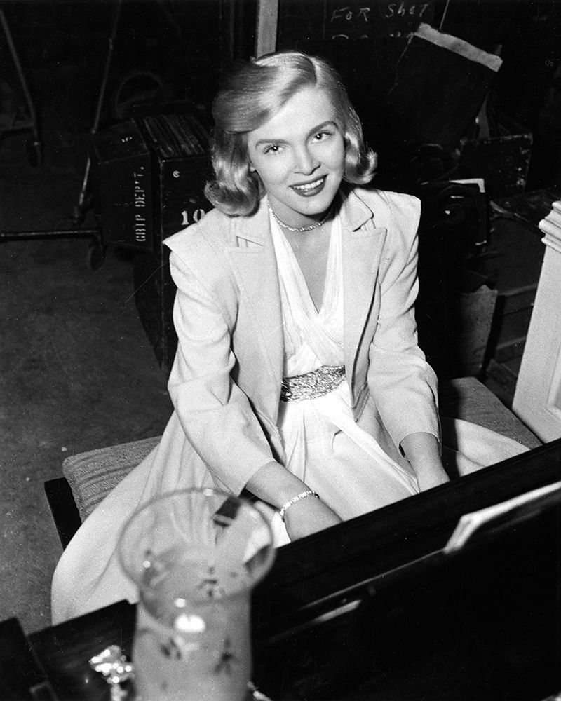 Lizabeth Scott, Stolen Face, 1952