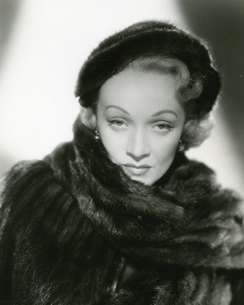Marlene Dietrich, No Highway in the Sky, 1951