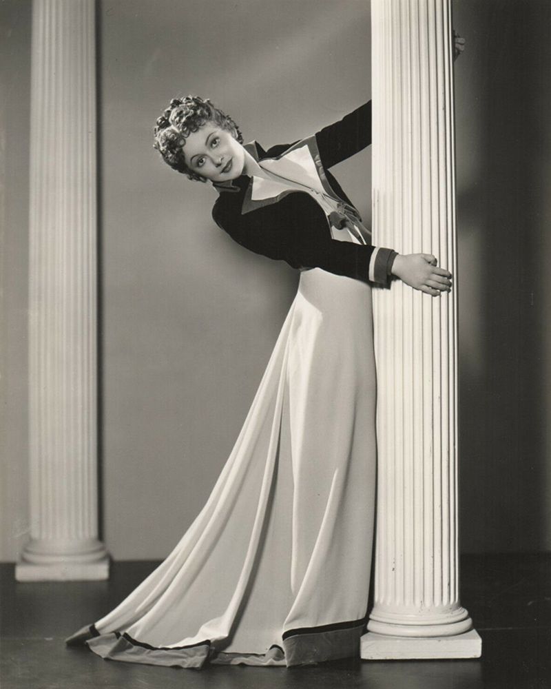 Olivia de Havilland, 1935