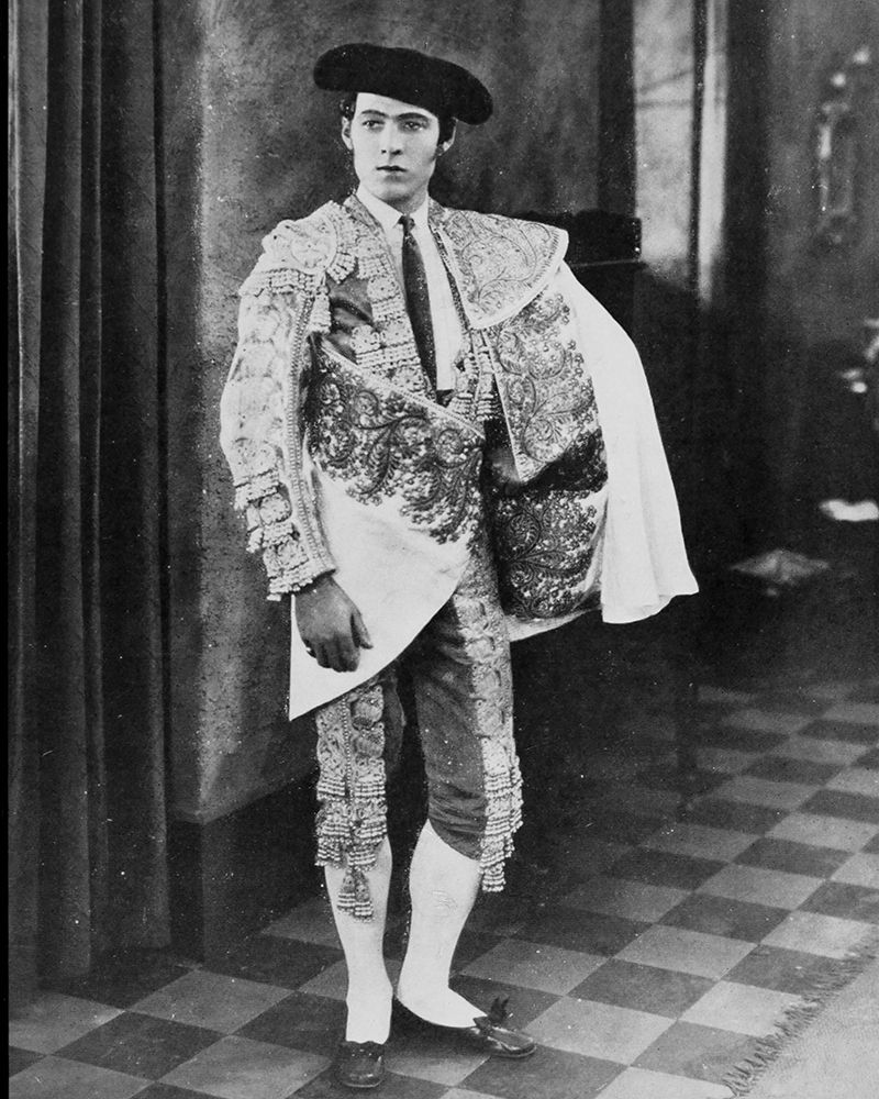 Rudolph Valentino, Juan Gallardo