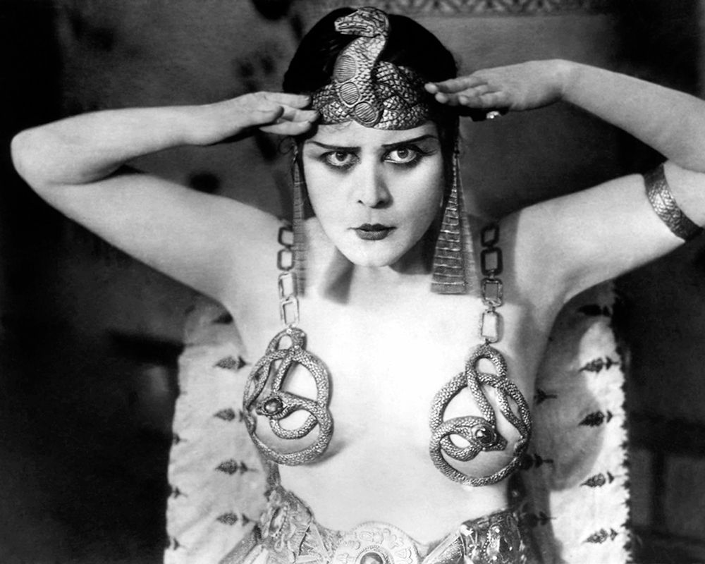 Theda Bara, Cleopatra, 1917