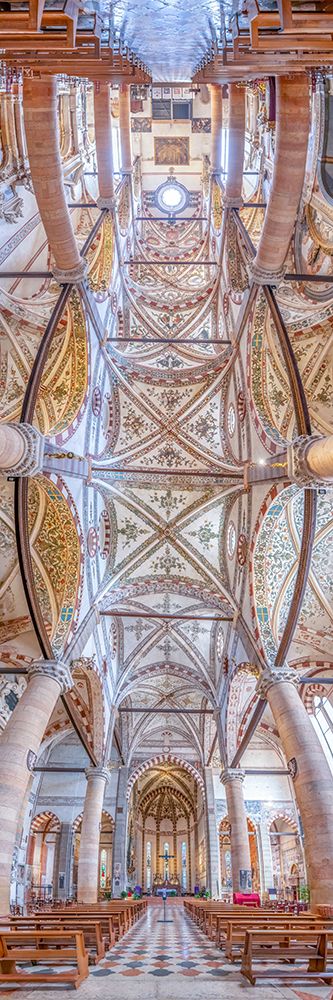 Vertical Churches, Basilica di SantAnastasia in Verona, Italy