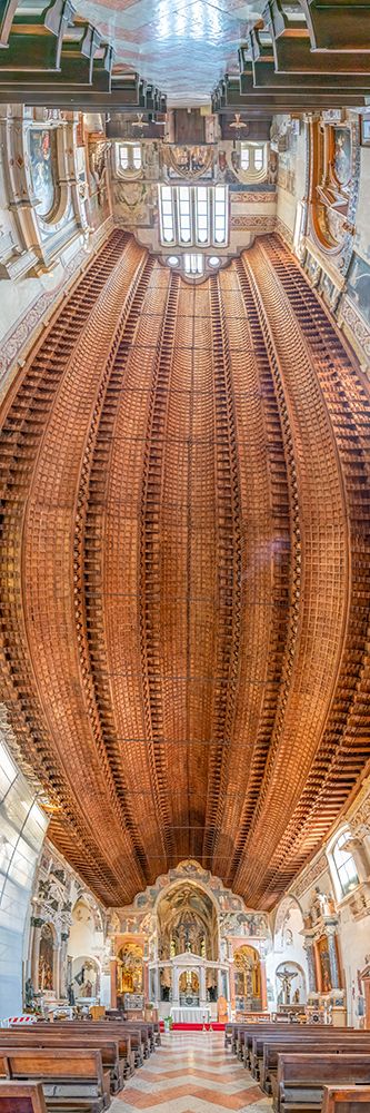 Vertical Churches, Church of Sao Lourenco in Almancil, Portugal