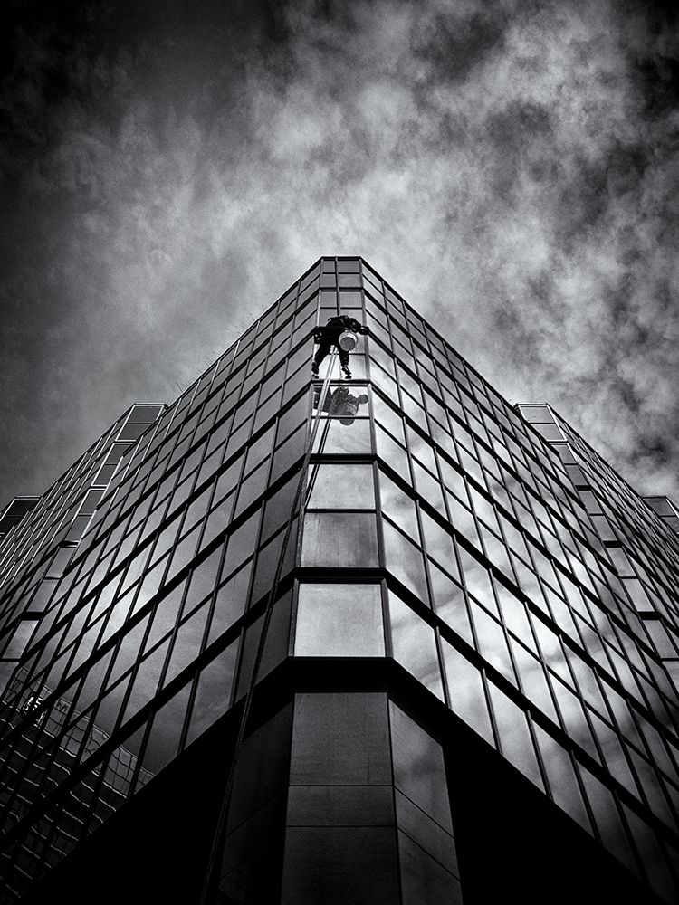 Window Washing No 8