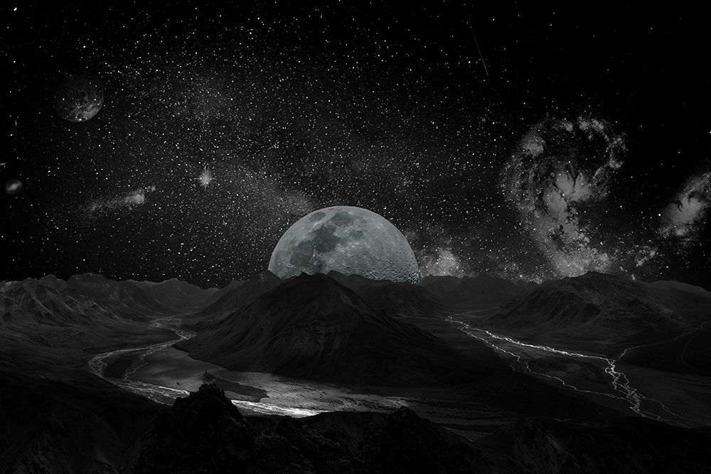 Moon in the night sky I