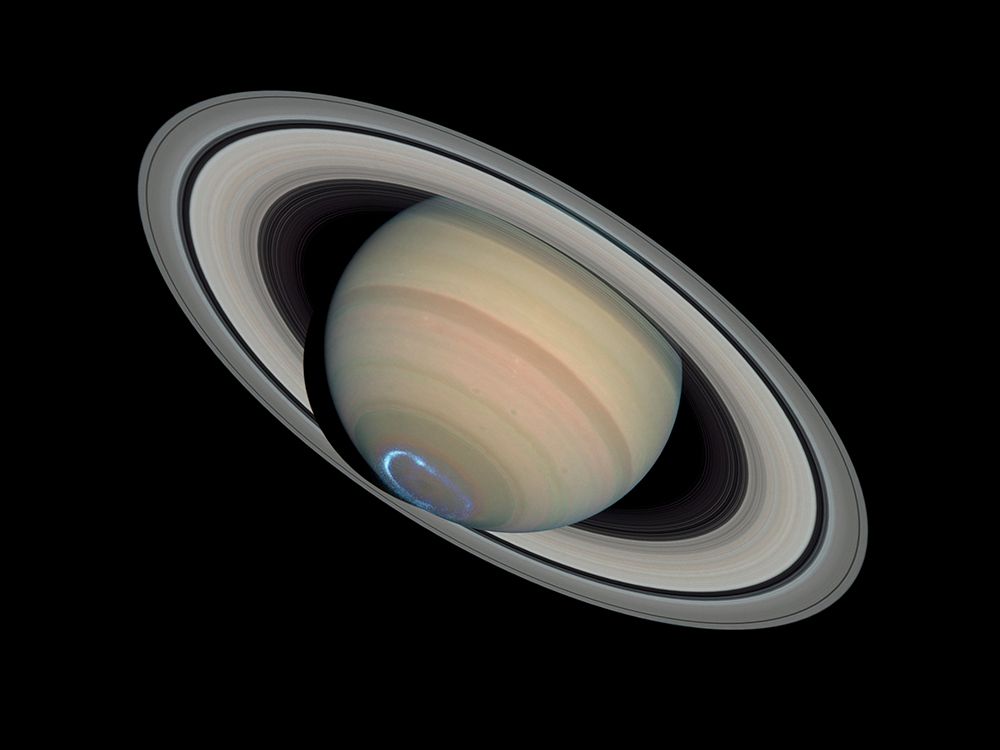 Hubble Photomontage of Saturn