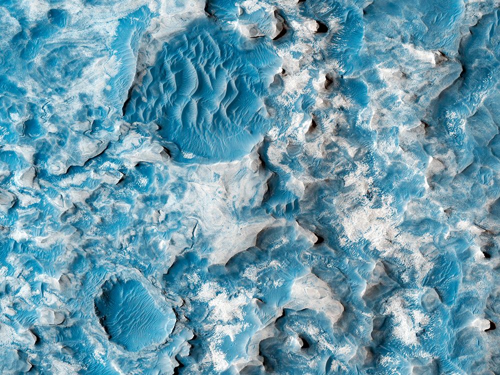 Newton Crater in Terra Sirenum