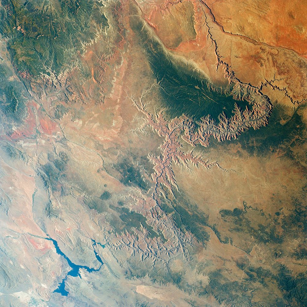 Skylab 3 Earth view of the Grand Canyon - Lake Mead and Kaibab