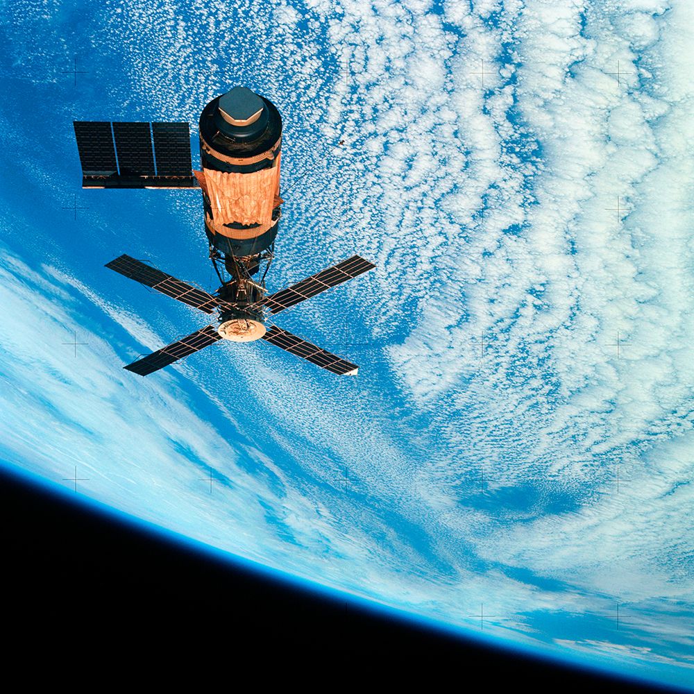 View of Skylab Space Station cluster in Earth Orbit
