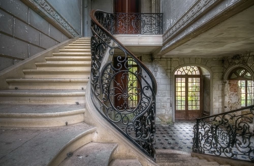 Singes Stone Staircase