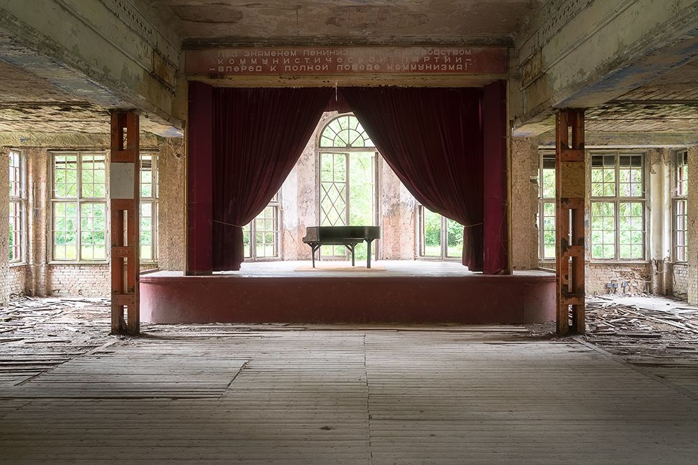 Piano on Stage