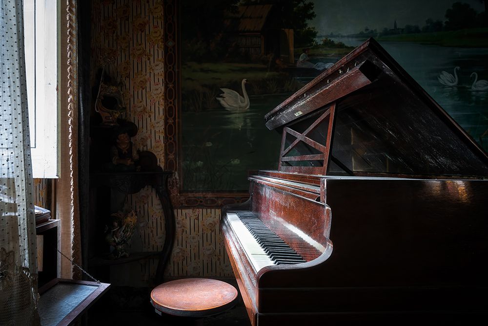 Piano Close-Up