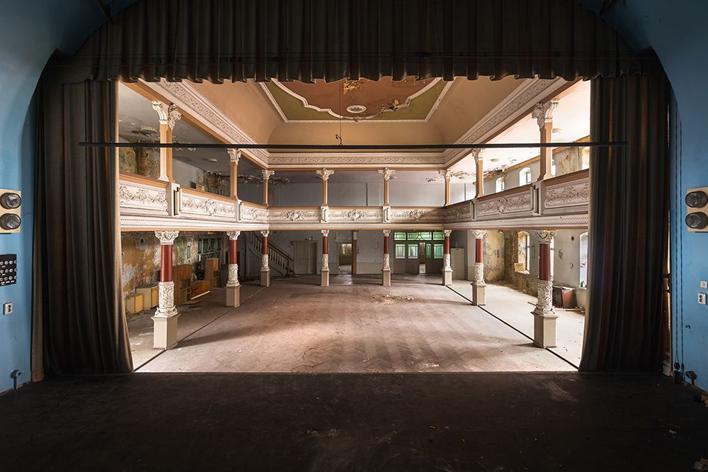 On Stage Theatre