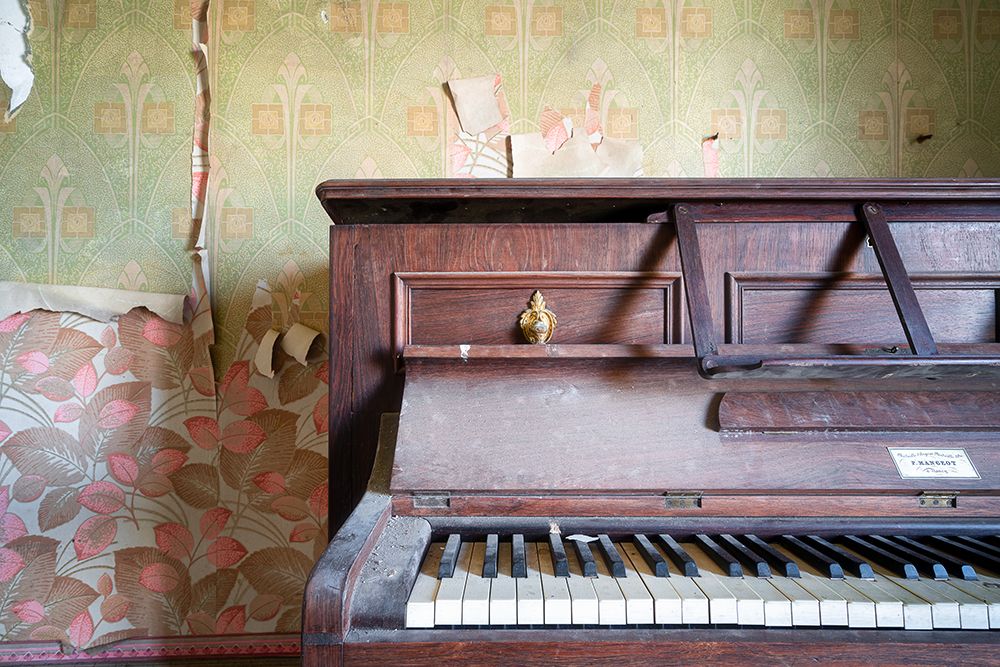 Piano Close-Up