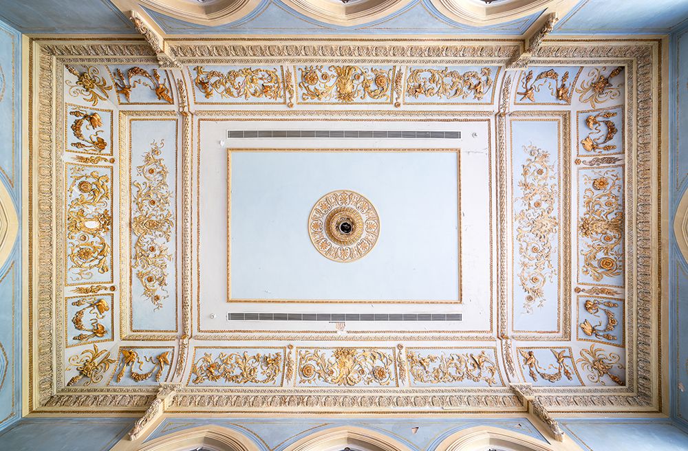 Quantum Ceiling