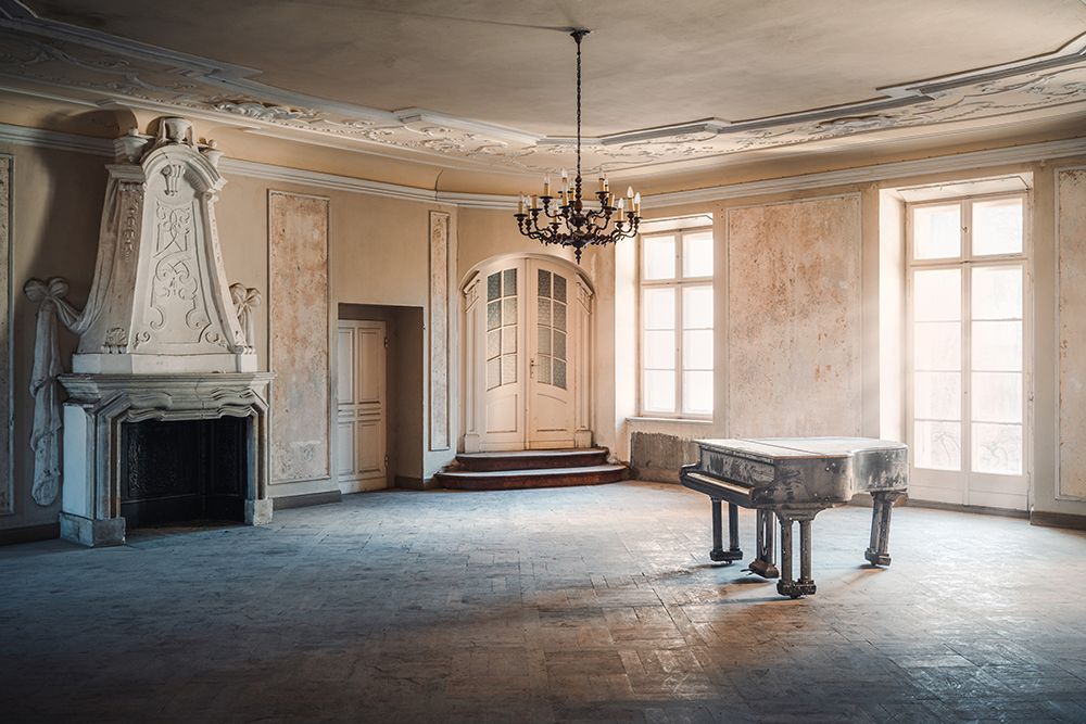 Piano in the Light