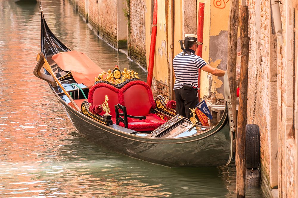 Venice Gondalier